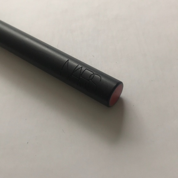 #43 NARS ANGLED EYESHADOW BRUSH - Picture 2 of 2